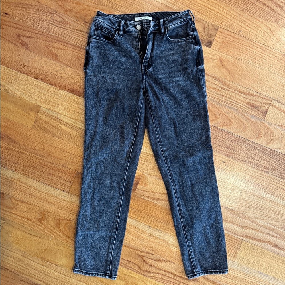 PacSun women’s Charcoal Skinny Jeans
